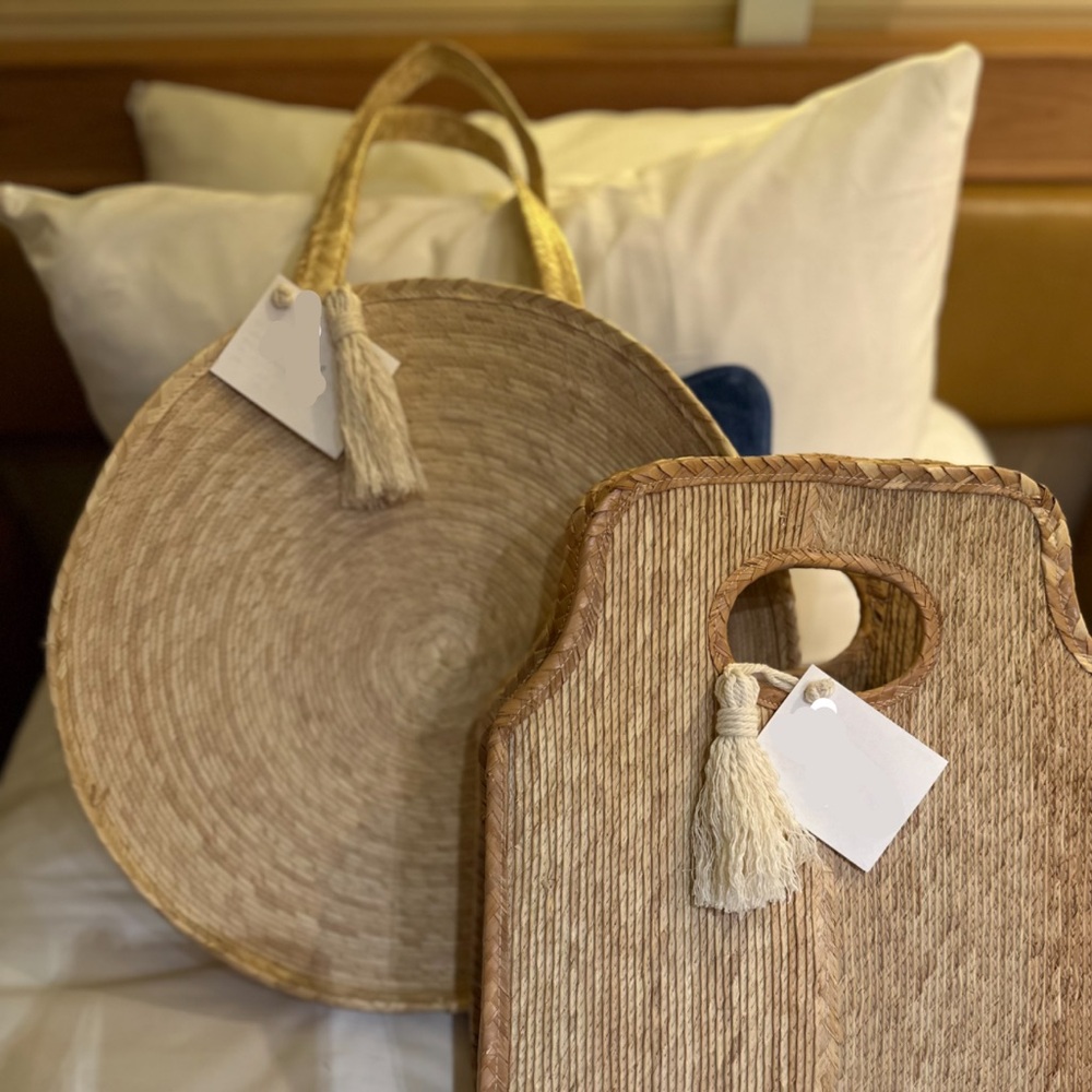 Round straw bag palm leaf, beach bag